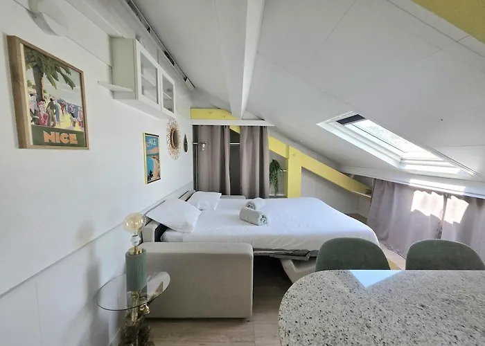 Cosy Sous Les Toits - Gare - 2 Pers Appartamento Nizza