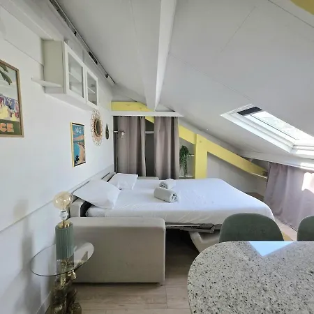 Cosy Sous Les Toits - Gare - 2 Pers Apartment Nizza